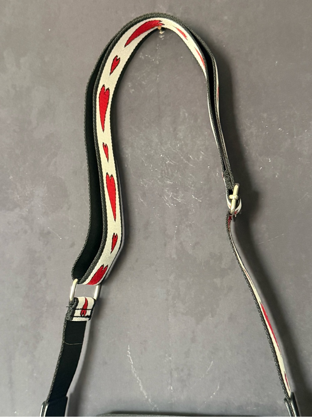 NWT Brighton Black LOVE Crossbody Belt Bag with Red Heart Accent - Picture 2 of 6